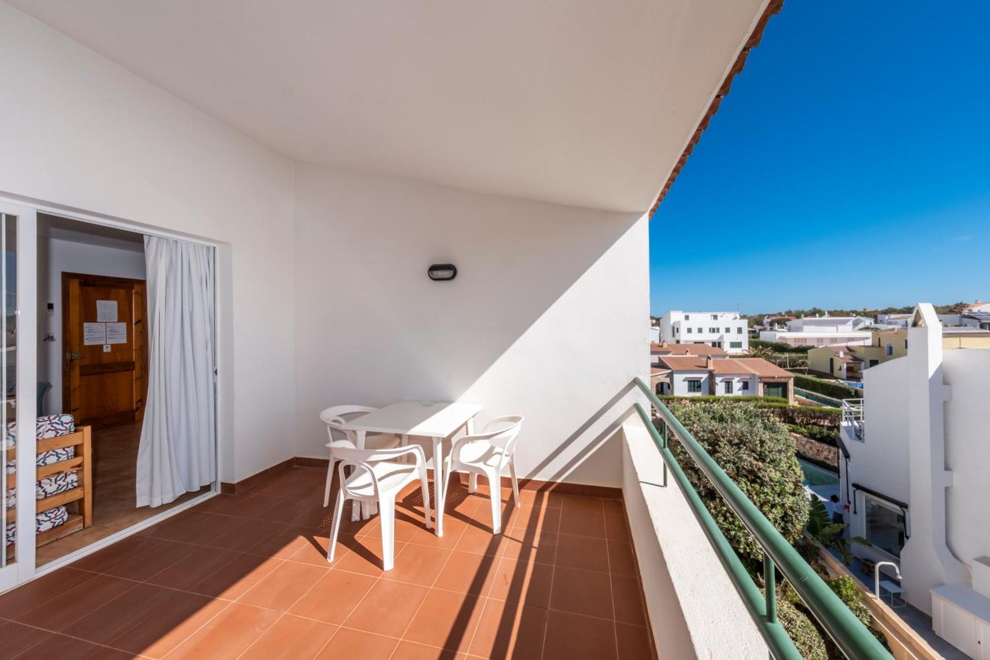 Apartamentos Sol Ponent Кала-Бланка Екстер'єр фото