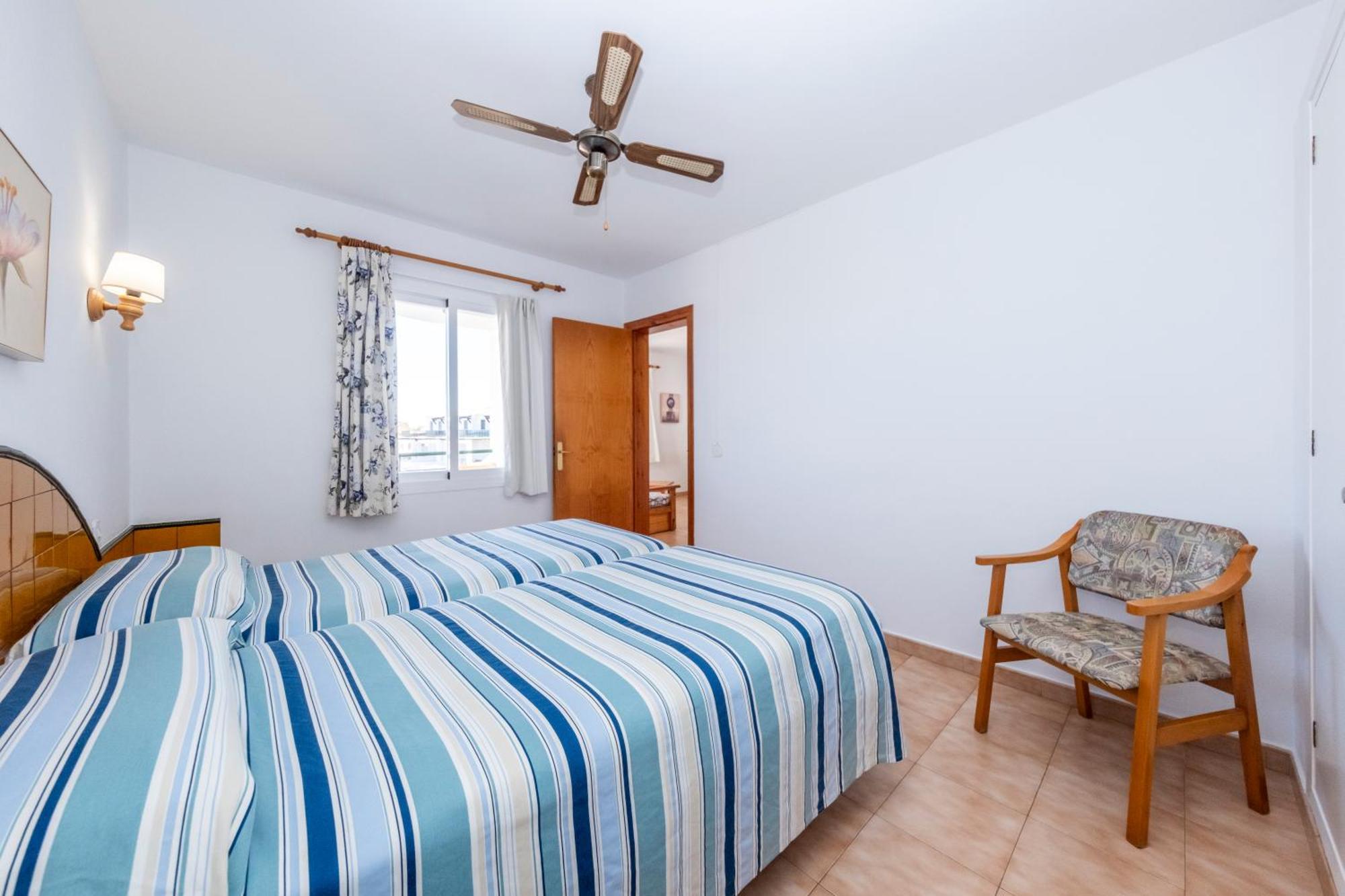 Apartamentos Sol Ponent Кала-Бланка Екстер'єр фото